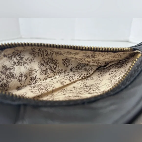 hobo black leather wristlet bag zipper - Picture 8 of 12